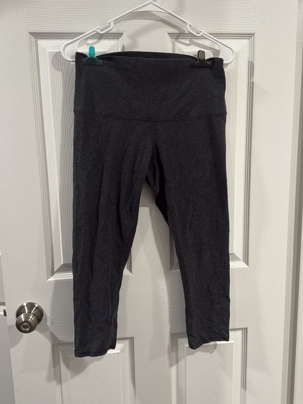 lululemon athletica Black High-Rise Capri Leggings